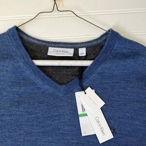 Calvin Klein Blue Merino Wool Men's Sweater: size large.